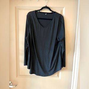 Plus size, long sleeve black shirt, 2x